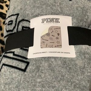 Sherpa blanket  pink  Victoria secret